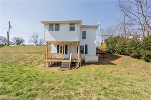 105 Swanson St, Galax, VA 24333 - Photo 33