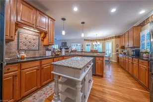 5707 Middlebury Pl, Greensboro, NC 27410 - Photo 15