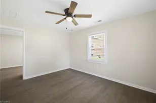 1110 Ware St, Reidsville, NC 27320 - Photo 23