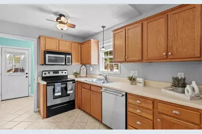 255 Mustang Drive, Thomasville, NC 27360 - Photo 19