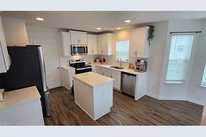 1049 Thicket Drive, Burlington, NC 27217 - Photo 15