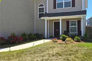 1049 Thicket Dr, Burlington, NC 27217 - Photo 3