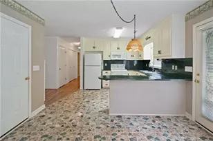 211 S Boyles St, Pilot Mountain, NC 27041 - Photo 23
