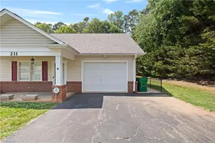 211 S Boyles St, Pilot Mountain, NC 27041 - Photo 39