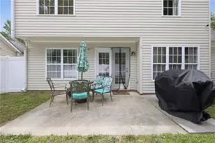 4105 Bluestem Dr, Greensboro, NC 27405 - Photo 17