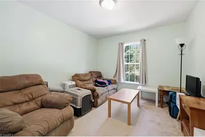 4105 Bluestem Drive, Greensboro, NC 27405 - Photo 15