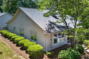 2804 Waters Edge Ln, Greensboro, NC 27410 - Photo 29