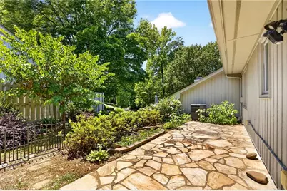 2804 Waters Edge Lane, Greensboro, NC 27410 - Photo 23