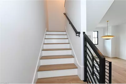 3235 W Friendly Avenue, Greensboro, NC 27408 - Photo 19