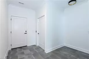 3235 W Friendly Ave, Greensboro, NC 27408 - Photo 41