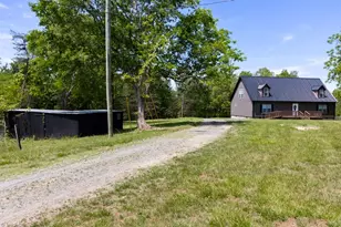 258 Buttercup Rd, Eden, NC 27288 - Photo 3