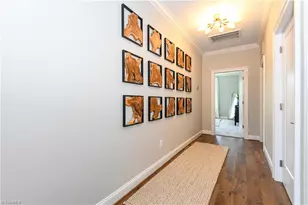 3233 W Friendly Ave, Greensboro, NC 27408 - Photo 25