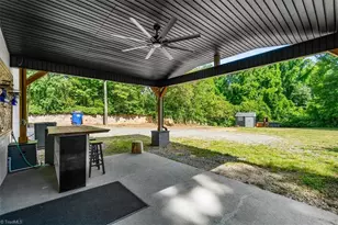 1009 W 25th St, Winston-Salem, NC 27106 - Photo 37