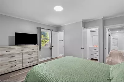 1009 W 25th Street, Winston-Salem, NC 27106 - Photo 15