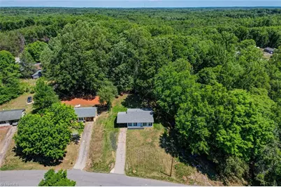 1404 Ballymena Drive, Reidsville, NC 27320 - Photo 3