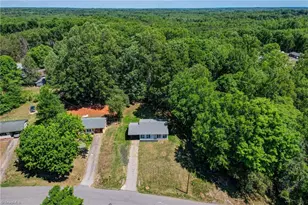 1404 Ballymena Dr, Reidsville, NC 27320 - Photo 3