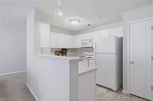 3694 Cotswold Ave, Greensboro, NC 27410 - Photo 9