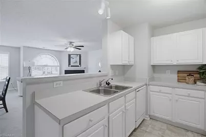 3694 Cotswold Avenue #1D, Greensboro, NC 27410 - Photo 11