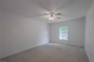2696 St John's Pl, Winston-Salem, NC 27106 - Photo 17