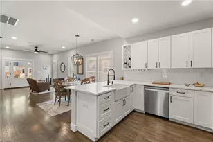 444 Irving St, Winston-Salem, NC 27103 - Photo 5
