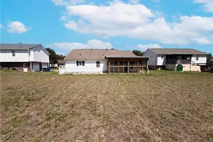 4528 Lasley Dr, Winston-Salem, NC 27105 - Photo 5