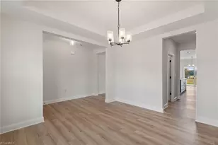 3115 Hayes Vlg Rd, Greensboro, NC 27405 - Photo 5