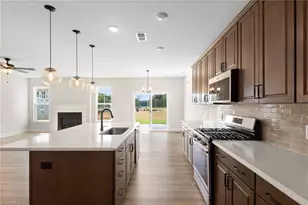 3115 Hayes Vlg Rd, Greensboro, NC 27405 - Photo 11