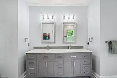 242 Harbor Drive E, Lexington, NC 27292 - Photo 19