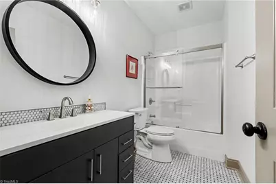 242 Harbor Drive E, Lexington, NC 27292 - Photo 27