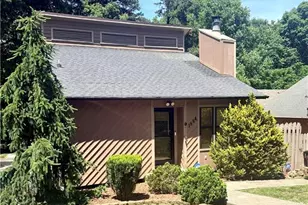 1884 Stonewood Dr SW, Winston-Salem, NC 27103 - Photo 1
