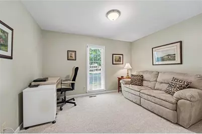 4903 Forest Oaks Drive, Greensboro, NC 27406 - Photo 11