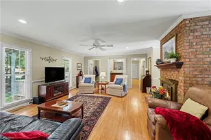 4903 Forest Oaks Dr, Greensboro, NC 27406 - Photo 3
