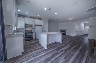 3836 Thistleberry Rd, High Point, NC 27265 - Photo 7