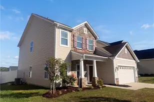 728 Breeders Cup Dr, Whitsett, NC 27377 - Photo 3