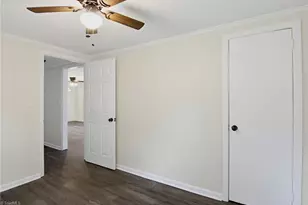 902 Breeze Hill Rd, Asheboro, NC 27203 - Photo 11