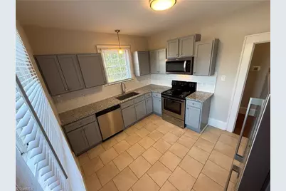496 West End Boulevard #B, Winston-Salem, NC 27101 - Photo 7
