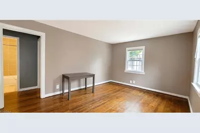 1401 Oak Street, Greensboro, NC 27403 - Photo 5