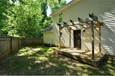 130 Sir Patricks Court, Clemmons, NC 27012 - Photo 17