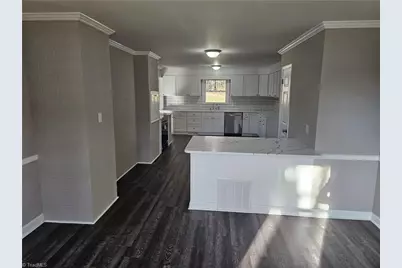 3721 Herchel Lane, Winston-Salem, NC 27106 - Photo 9
