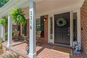 3316 Marlborough Rd, Burlington, NC 27215 - Photo 9
