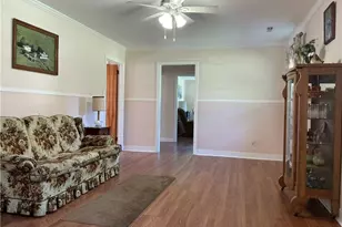 5812 Kings Ct, Pleasant Garden, NC 27313 - Photo 9