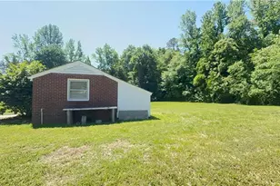 5812 Kings Ct, Pleasant Garden, NC 27313 - Photo 7