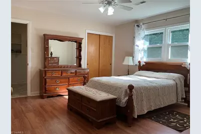 5812 Kings Court, Pleasant Garden, NC 27313 - Photo 21