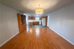 1911 Meadowgreen Dr, Graham, NC 27253 - Photo 3