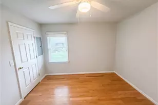 1911 Meadowgreen Dr, Graham, NC 27253 - Photo 11