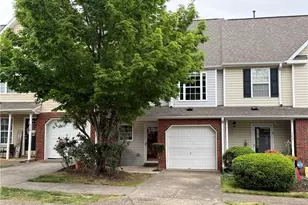 528 Oxford St, Winston-Salem, NC 27103 - Photo 1