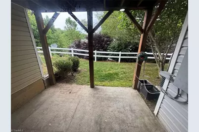 528 Oxford Street, Winston-Salem, NC 27103 - Photo 25