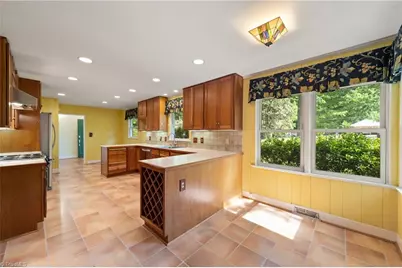 453 Plymouth Avenue, Winston-Salem, NC 27104 - Photo 5
