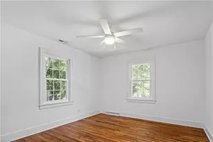 1913 Colonial Ave, Greensboro, NC 27408 - Photo 21