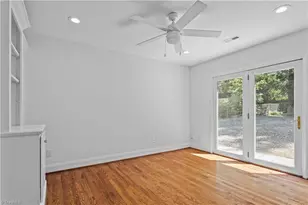 1913 Colonial Ave, Greensboro, NC 27408 - Photo 9